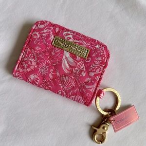 Simply Southern card holder. pink shell pattern. BRAND NEW.
